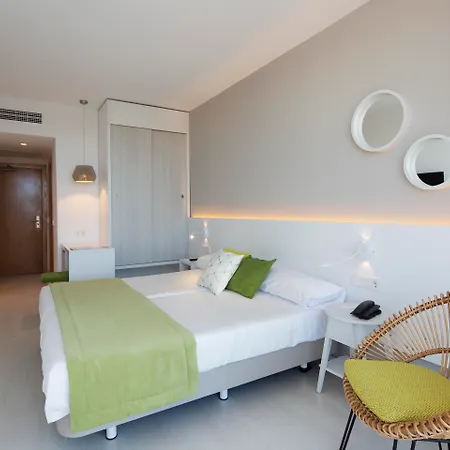 Hotel Js Sol De Alcudia 4*