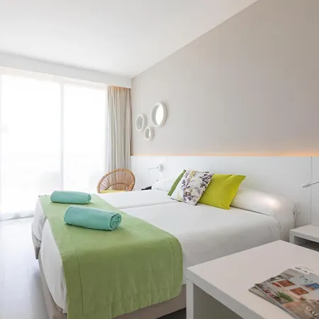 Hotel Js Sol De Alcudia 4*